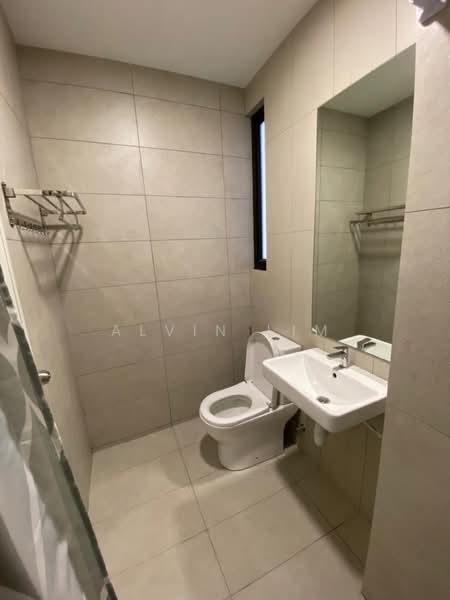 Service Residence for Sale at Kenwingston Skylofts - Alvin Lim - Bathroom - PropertyGuru.com.my