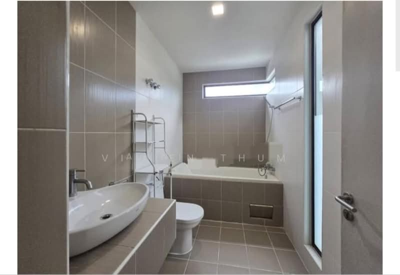 Rumah Berkembar untuk Disewa di Alam Impian (Shah Alam) - Vivien Thum - Bathroom - PropertyGuru.com.my