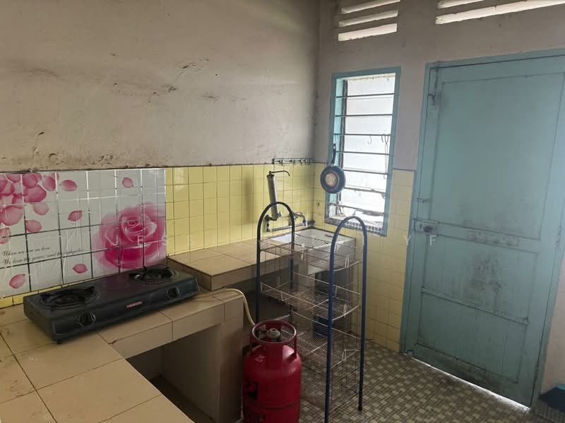 Rumah Teres 1 Tingkat untuk Dijual di Seksyen 4 (Petaling Jaya) - Jessica Tai YF - Kitchen - PropertyGuru.com.my