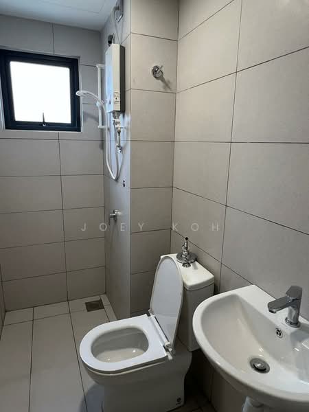 Servis Apartment untuk Disewa di Seiring Residensi - Joey Koh - Bathroom - PropertyGuru.com.my