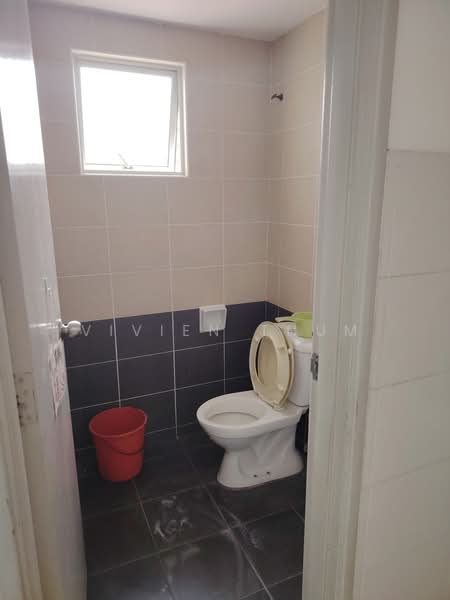 Kedai / Pejabat untuk Disewa di Kemuning Utama (Shah Alam) - Vivien Thum - PropertyGuru.com.my