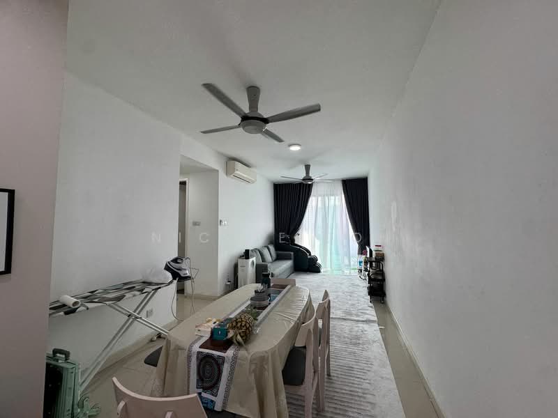 Servis Apartment untuk Dijual di Danau Kota Suite Apartments - Nicole Goh - Living Room - PropertyGuru.com.my