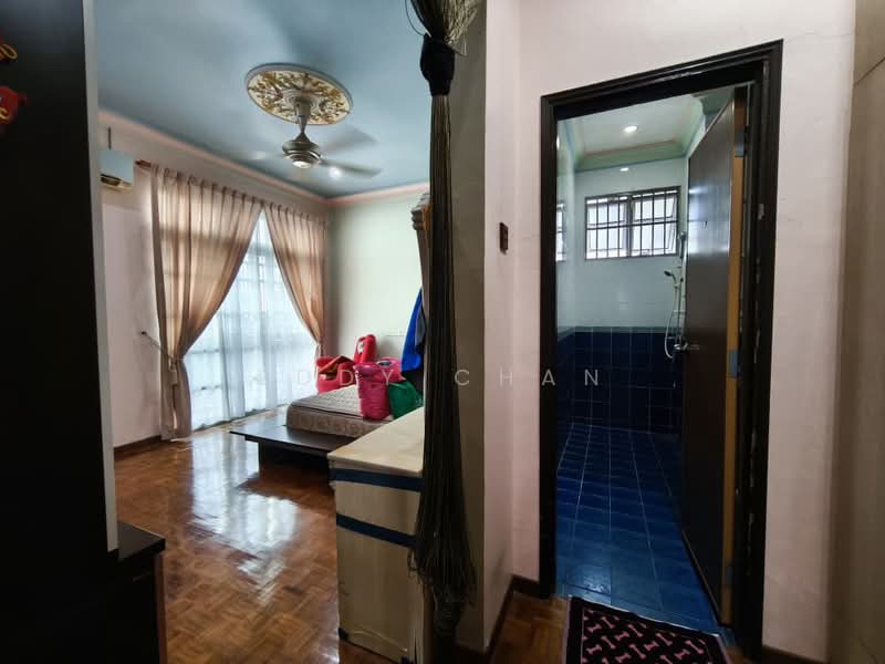 Bungalow for Sale in Johor Bahru (Johor) - Eddy Chan - Living Room - PropertyGuru.com.my