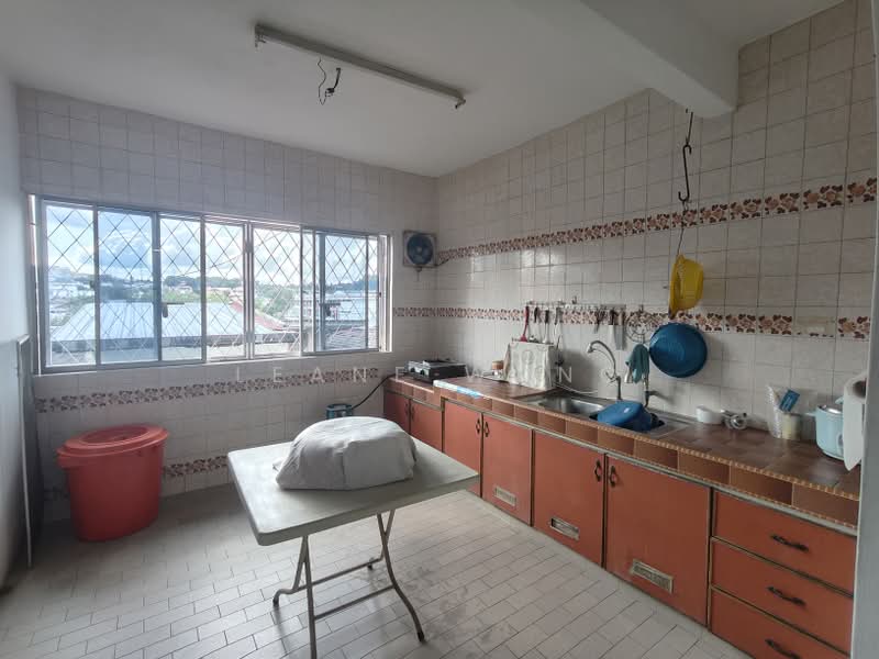 Rumah Teres 1 Tingkat untuk Dijual di Taman Taynton View (Cheras) - Leane Wong - Kitchen - PropertyGuru.com.my