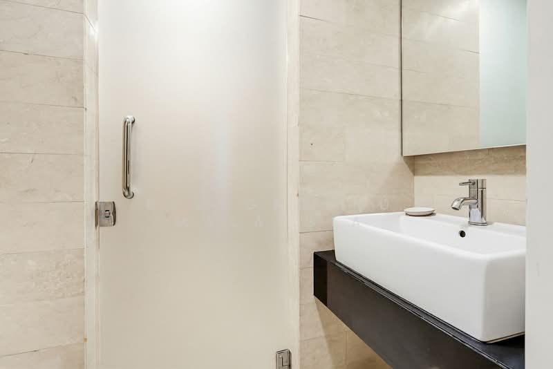 Kondominium untuk Disewa di myHabitat - Blueground Malaysia - Bathroom - PropertyGuru.com.my