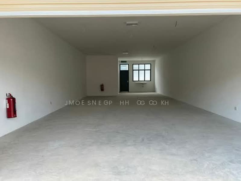 Shop for Rent in Bandar Putra (Kulai) - Joseph Goh - Interior - PropertyGuru.com.my