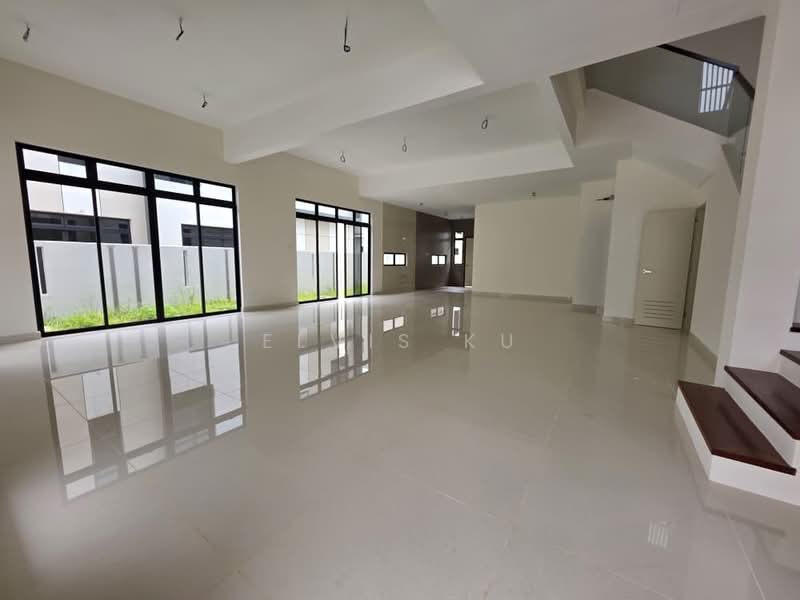 Semi-Detached House for Sale in Taman Sutera Utama (Skudai) - Elvis Ku - Living Room - PropertyGuru.com.my