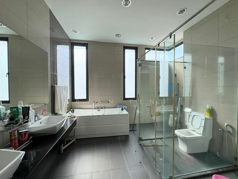 Rumah Banglo untuk Dijual di Pulau Tikus (Penang) - Bryan Teng - Bathroom - PropertyGuru.com.my
