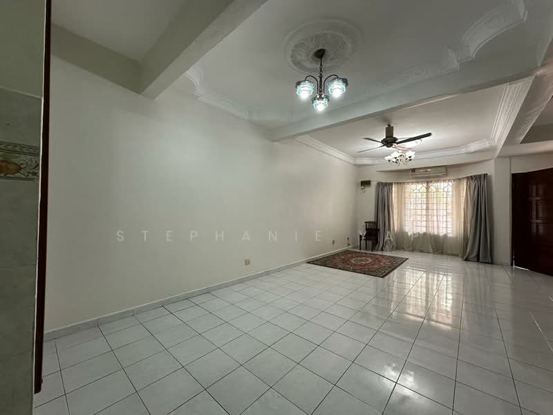 2-storey Terraced House for Sale in Bandar Bukit Tinggi (Klang) - Stephanie Yap - Living Room - PropertyGuru.com.my