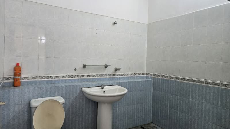 2-storey Terraced House for Sale in Jalan Ipoh (Kuala Lumpur) - Jasemin Chia - Bathroom - PropertyGuru.com.my
