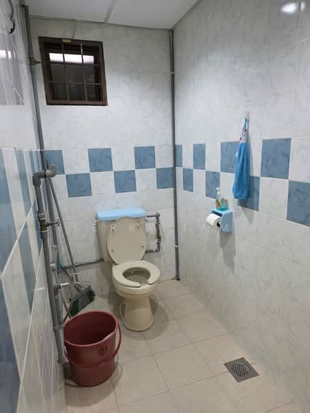 Office for Rent in Bandar Damansara Perdana (Damansara Perdana) - Kerry Tam - Bathroom - PropertyGuru.com.my