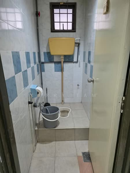 Office for Rent in Bandar Damansara Perdana (Damansara Perdana) - Kerry Tam - Bathroom - PropertyGuru.com.my