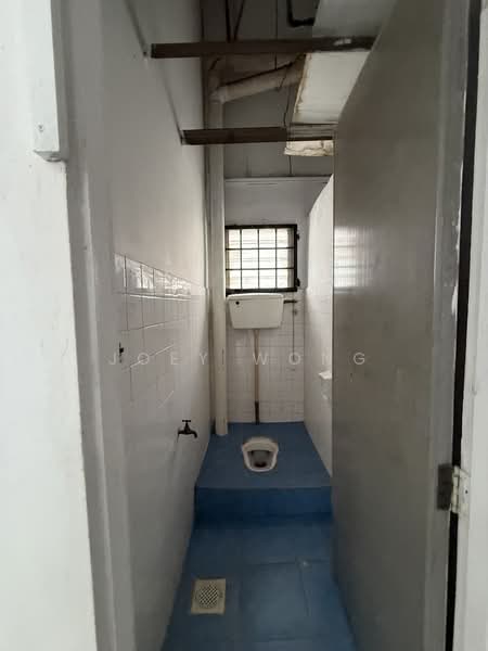Factory for Rent in Bukit OUG (Bukit Jalil) - Joey Wong - Bathroom - PropertyGuru.com.my