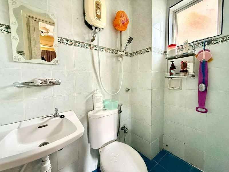 Pangsapuri untuk Dijual di Prima Court - Abid Sabarudin - Bathroom - PropertyGuru.com.my