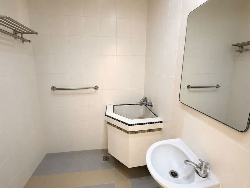 Rumah Teres 2 Tingkat untuk Dijual di Farlim (Ayer Itam) - Bryan Teng - Bathroom - PropertyGuru.com.my