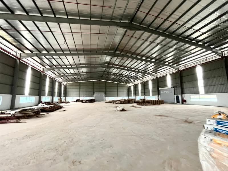 Detached Factory for Sale in Taman Perindustrian Ulu Choh (Pekan Nanas) - Seven Kong - Interior - PropertyGuru.com.my