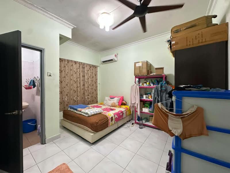 Rumah Teres untuk Dijual di Taman Desa Tebrau (Tebrau) - Noctis Tan - Bedroom - PropertyGuru.com.my