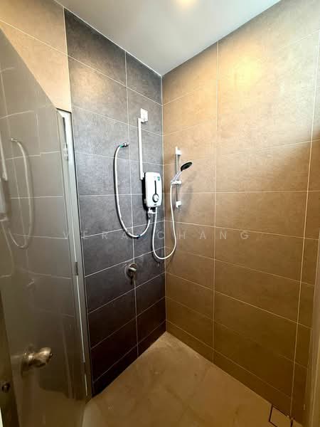 Rumah Teres untuk Disewa di Taman Ponderosa (Johor Bahru) - Vera Chang - Bathroom - PropertyGuru.com.my