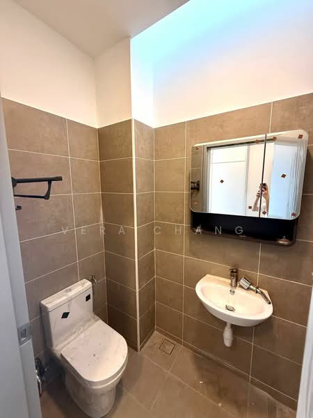 Rumah Teres untuk Disewa di Taman Ponderosa (Johor Bahru) - Vera Chang - Bathroom - PropertyGuru.com.my