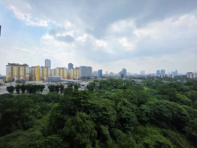 Service Residence for Sale at D'Latour - Yit Kam Choo - PropertyGuru.com.my