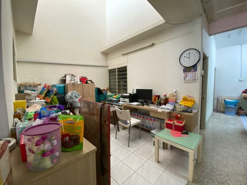 1-storey Terraced House for Sale in Taman Bukit Maluri (Kepong) - Yanis Cheong - Study - PropertyGuru.com.my