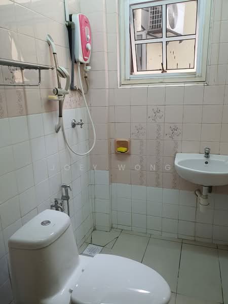 Apartment for Sale at Subang Jaya Lafite - Joey Wong - Bathroom - PropertyGuru.com.my