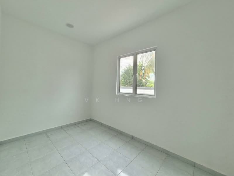 2.5-storey Terraced House for Sale in Taman Pulai Utama (Skudai) - VK Hng - PropertyGuru.com.my