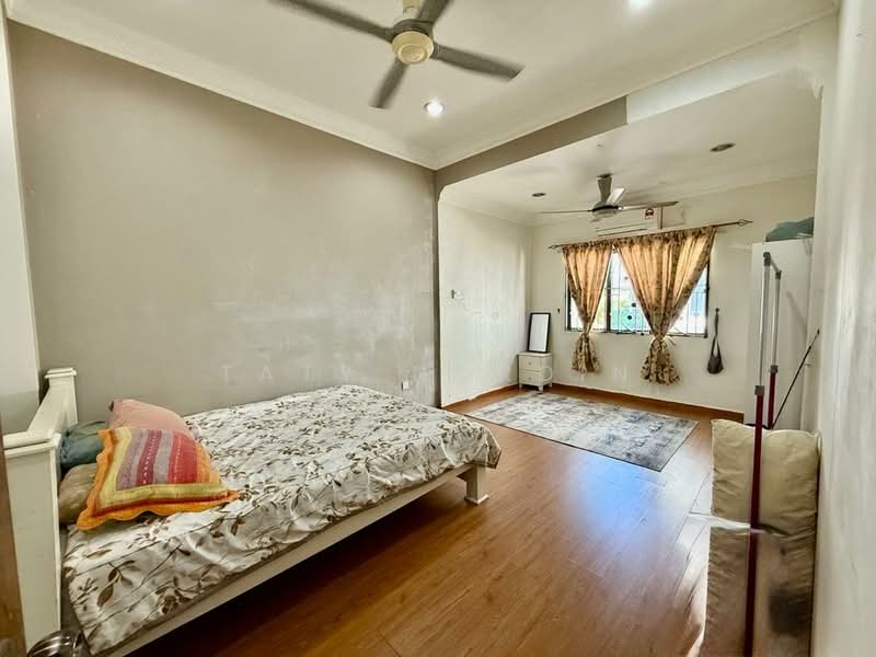 Rumah Berkembar untuk Disewa di Taman Seri Mutiara (Bangi) - Taty Nordin - Bedroom - PropertyGuru.com.my
