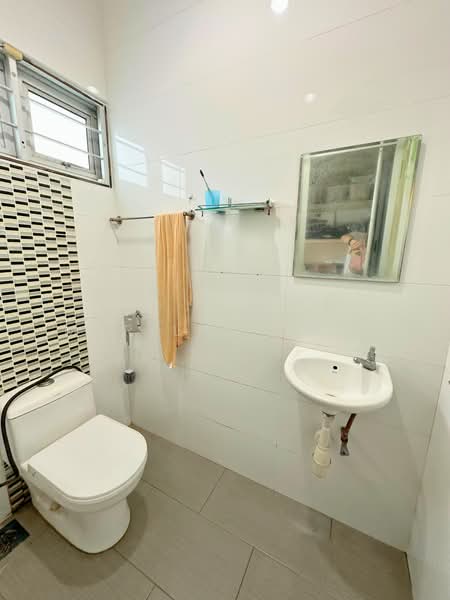 Rumah Teres 2.5 Tingkat untuk Dijual di Ampang (Selangor) - Marilyn Khor - Bathroom - PropertyGuru.com.my