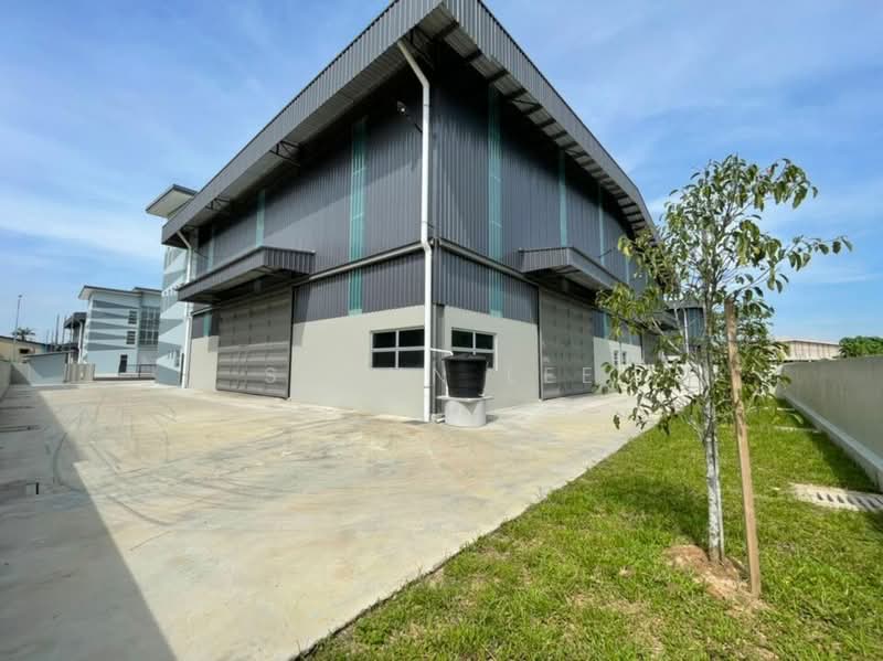 Semi-D Factory for Sale in Seksyen 35 (Shah Alam) - Shaun Lee - Exterior - PropertyGuru.com.my