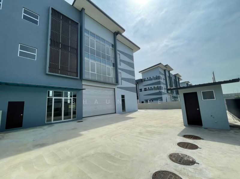 Semi-D Factory for Sale in Seksyen 35 (Shah Alam) - Shaun Lee - Exterior - PropertyGuru.com.my