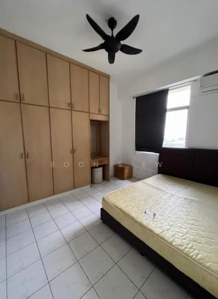 Pangsapuri untuk Disewa di Taman Jubilee Phase 5 - Boon Siew - Bedroom - PropertyGuru.com.my