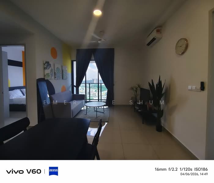 Servis Apartment untuk Disewa di Suria Garden - Emerlyne Shum - Living Room - PropertyGuru.com.my