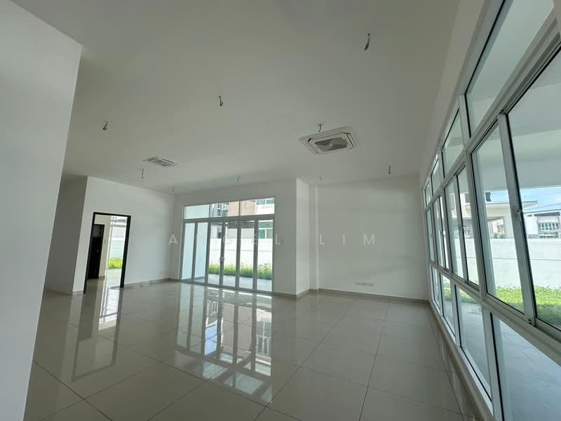 Rumah Berkembar untuk Dijual di Taman Ponderosa (Johor Bahru) - Angel Lim - Living Room - PropertyGuru.com.my