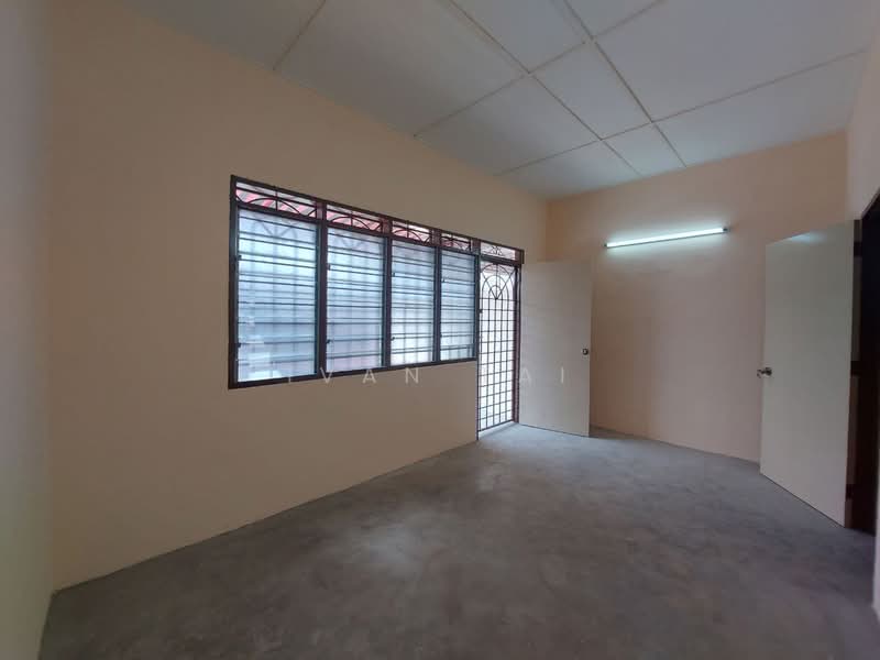 2-storey Terraced House for Sale in Taman Pengkalan Barat (Ipoh) - Ivan Tai - PropertyGuru.com.my