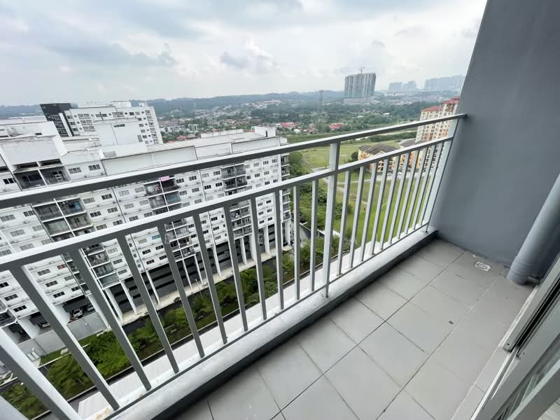 Pangsapuri untuk Disewa di Blok A & B, Pangsapuri Putra Impian - Eiffel Lai - Balcony - PropertyGuru.com.my