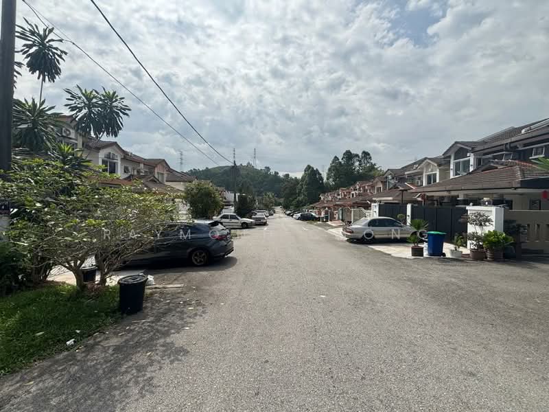 2-storey Terraced House for Sale in Taman Puncak Jalil (Seri Kembangan) - Raymond Chong - Exterior - PropertyGuru.com.my