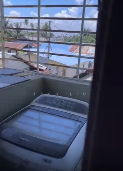 Rumah Bandar untuk Dijual di Klang (Selangor) - Jack Lim - Balcony - PropertyGuru.com.my