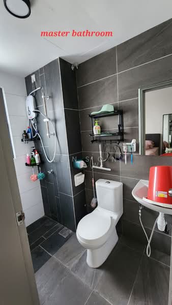 Servis Apartment untuk Dijual di Traders Garden @ Cheras Selatan - Jenson Low - Bathroom - PropertyGuru.com.my