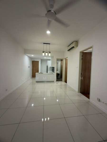 Servis Apartment untuk Disewa di Avara - Cammie Loh - Living Room - PropertyGuru.com.my