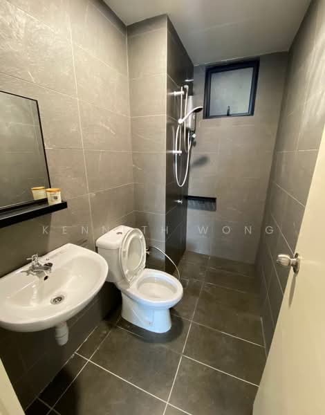 Service Residence for Rent at Majestic Maxim - Kenneth Wong - Bathroom - PropertyGuru.com.my