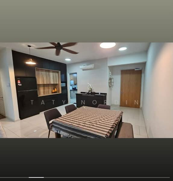 Kondominium untuk Dijual di The Reach @ Titiwangsa - Taty Nordin - Kitchen - PropertyGuru.com.my