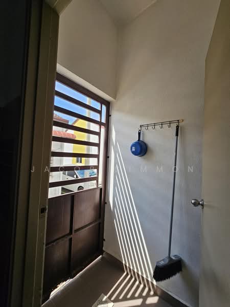 2-storey Terraced House for Sale in Bandar Baru Salak Tinggi (Sepang) - Jacob Simmon - Entrance - PropertyGuru.com.my