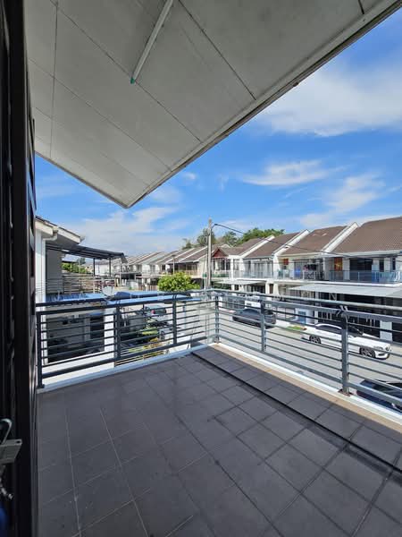 2-storey Terraced House for Sale in Bandar Baru Salak Tinggi (Sepang) - Jacob Simmon - Balcony - PropertyGuru.com.my