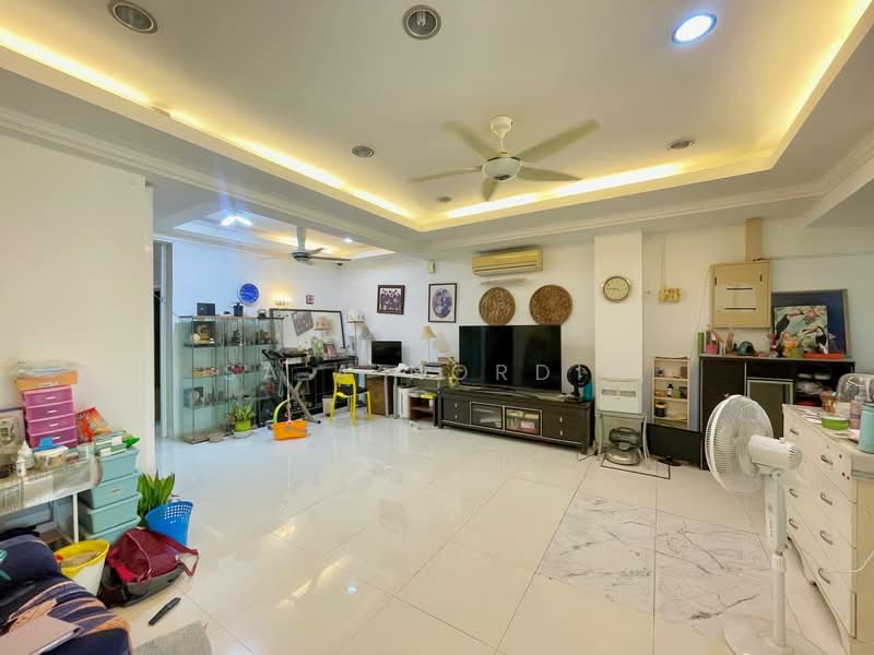 Rumah Teres 2 Tingkat untuk Dijual di Taman Mutiara Indah (Puchong) - Sa'a Nordin - Living Room - PropertyGuru.com.my