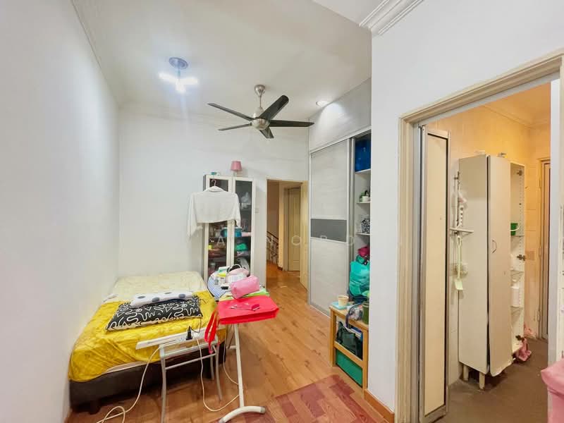 Rumah Teres 2 Tingkat untuk Dijual di Taman Mutiara Indah (Puchong) - Sa'a Nordin - Bedroom - PropertyGuru.com.my