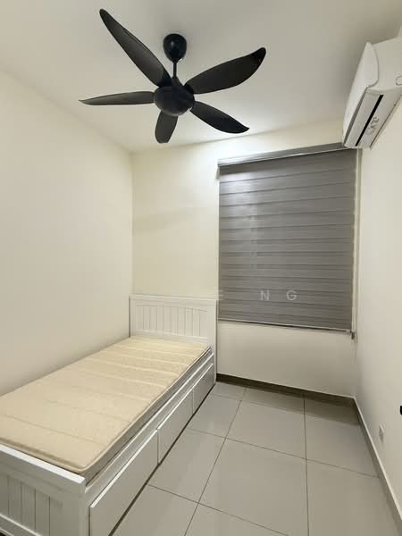 Service Residence for Sale at Meridin Bayvue Serviced Apartment - Winnie Ng - Bedroom - PropertyGuru.com.my