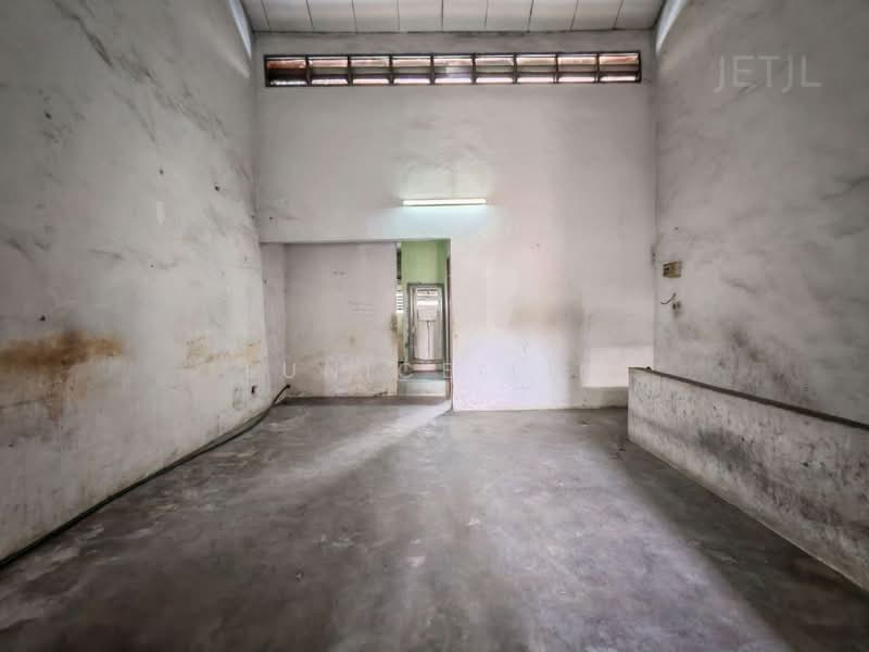 Shop for Sale in Taman Pendamar Indah (Klang) - Eunice Lim - Interior - PropertyGuru.com.my
