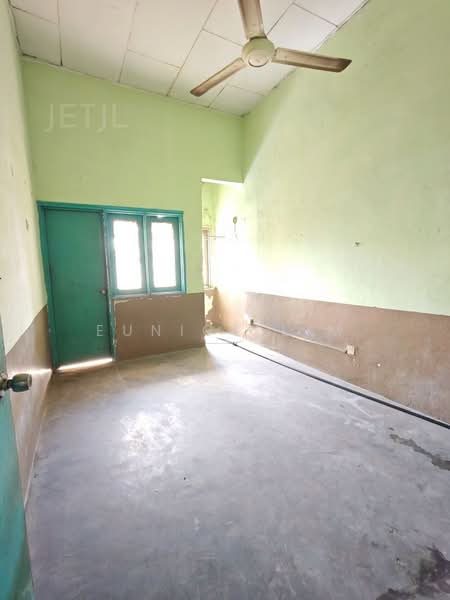 Shop for Sale in Taman Pendamar Indah (Klang) - Eunice Lim - Interior - PropertyGuru.com.my