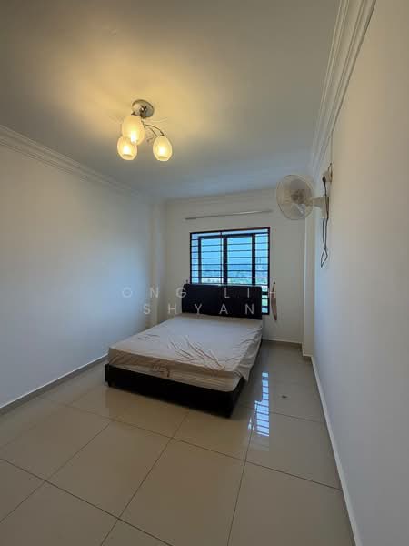 Pangsapuri untuk Dijual di Seri Mutiara Apartment - Ong Lih Shyan - Bedroom - PropertyGuru.com.my